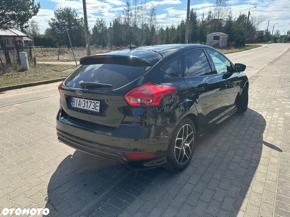 Ford Focus - 1