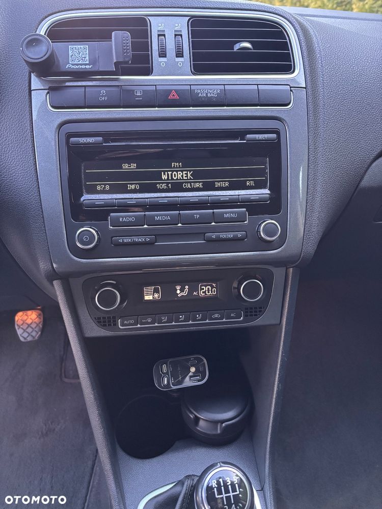 Volkswagen Polo 1.6 TDI DPF Highline - 9