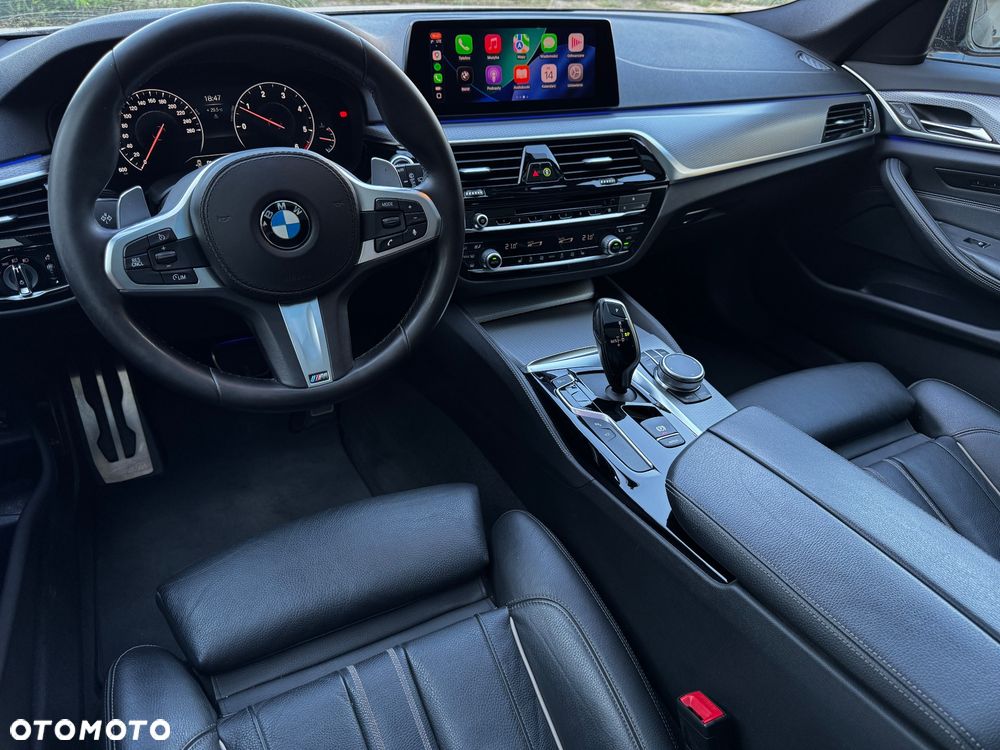 BMW Seria 5 520d M Sport Edition - 13