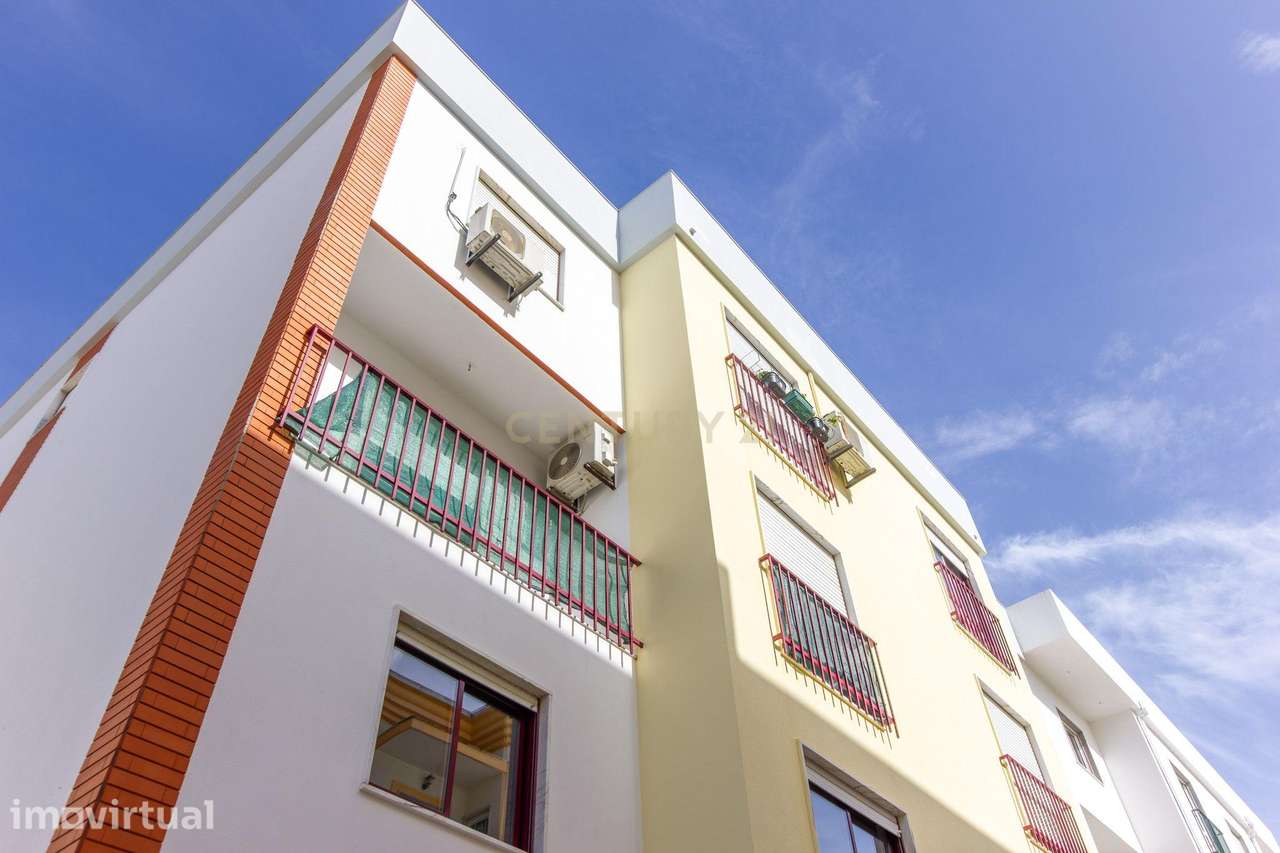 Apartamento T2 na Quinta do Conde - Grande imagem: 3/15