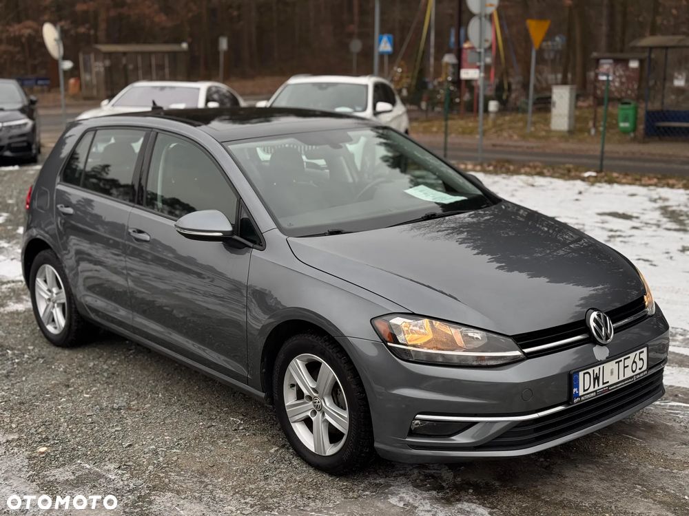 Volkswagen Golf - 3