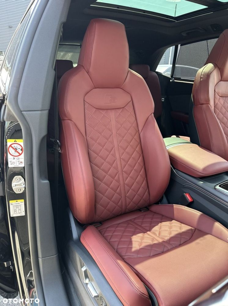 Audi SQ8 - 26