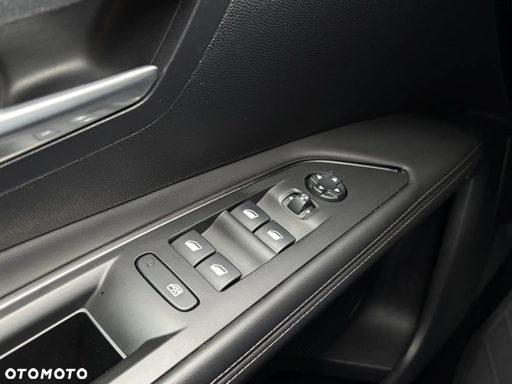 Peugeot 3008 BlueHDi 120 Stop & Start Allure - 32