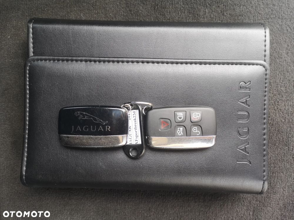 Jaguar XF 2.2 D Premium Luxury - 7