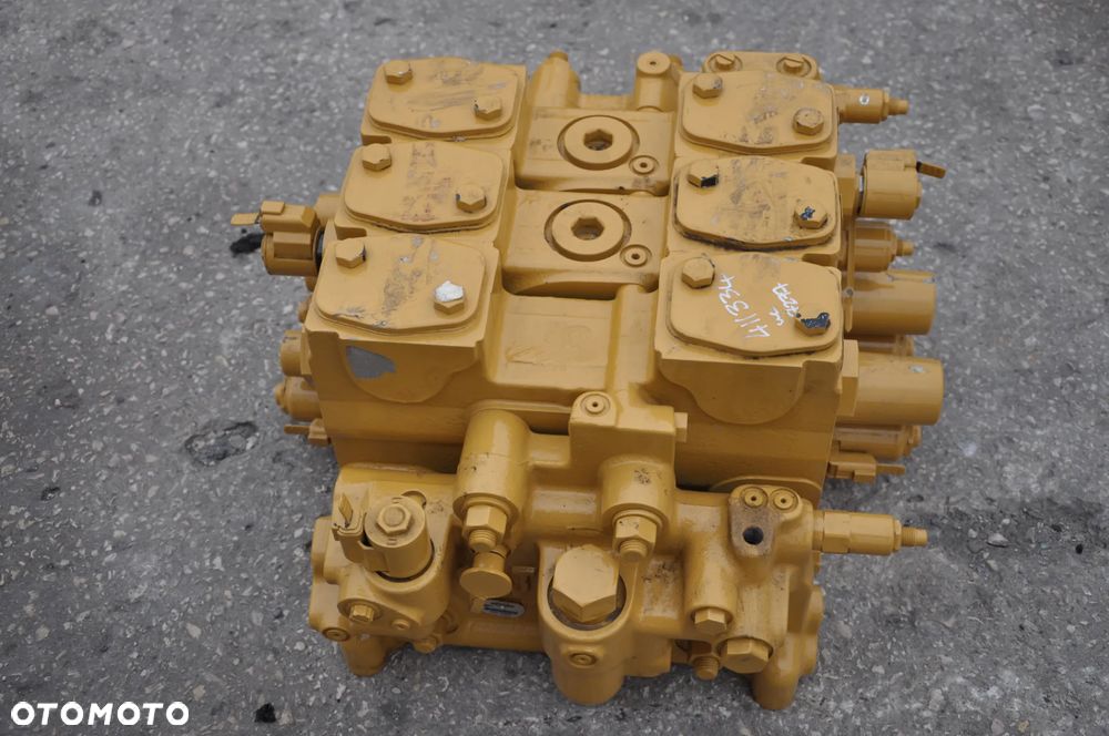 Rozdzielacz hydrauliczny Cat Caterpillar 980 K Nowy - 4