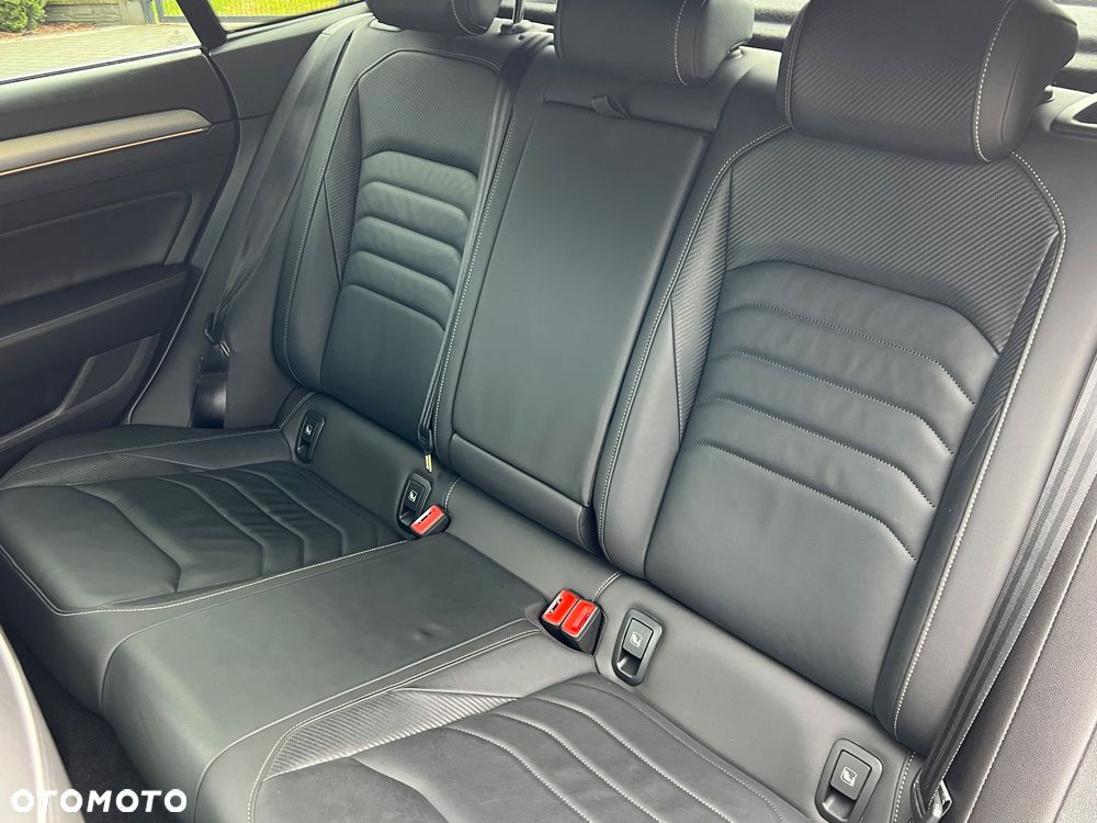 Volkswagen Arteon 2.0 TSI DSG R-Line - 28