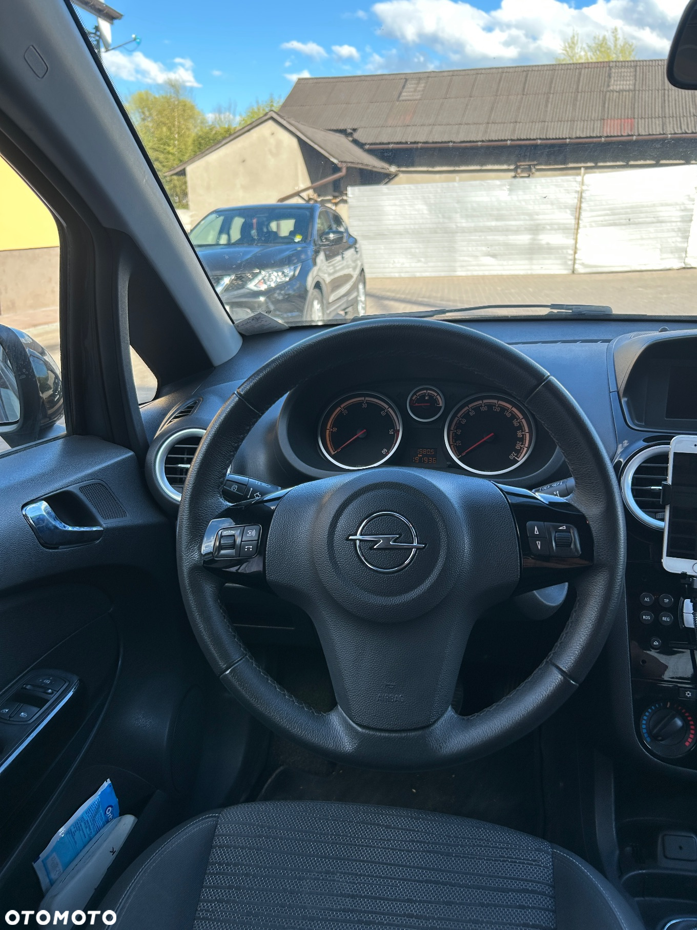 Opel Corsa - 8