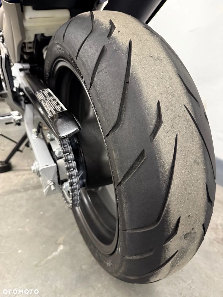 Honda Hornet - 16