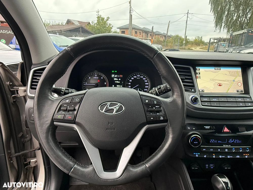 Hyundai Tucson blue 1.7 CRDi 2WD DCT Premium - 19