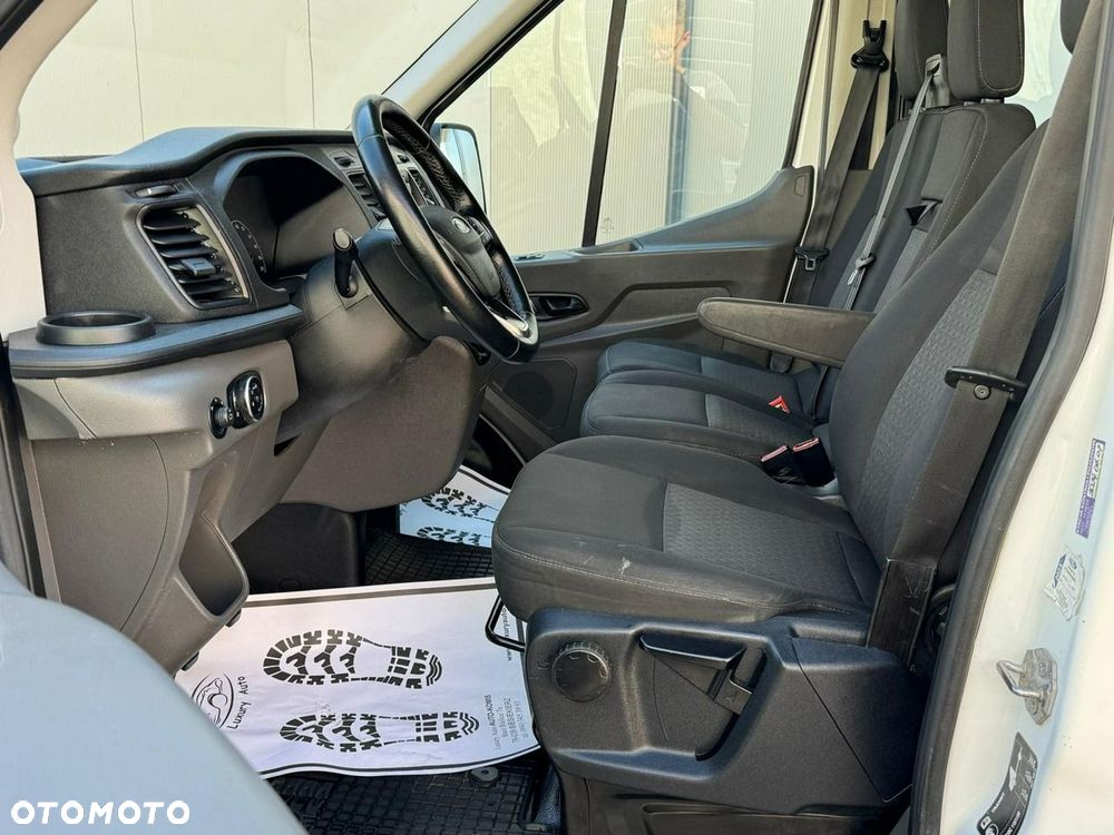 Ford Transit - 29