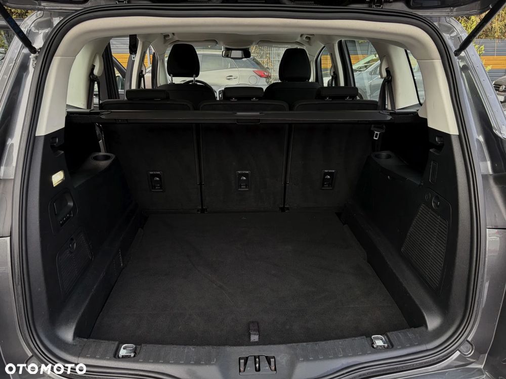 Ford S-Max 2.0 EcoBlue Titanium - 35