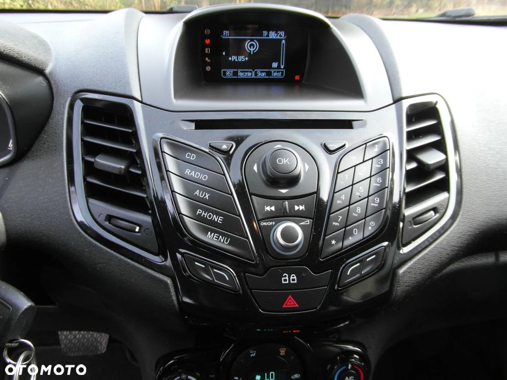 Ford Fiesta 1.6 Ti-VCT Titanium - 26