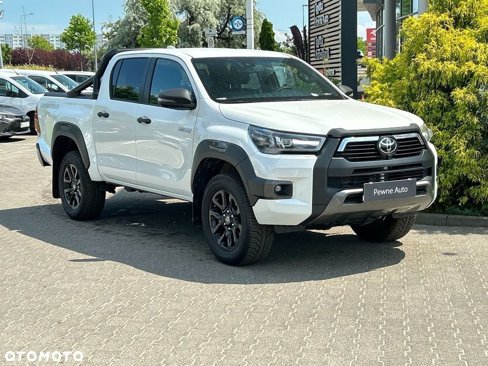 Toyota Hilux 2.8 D-4D mHEV Double Cab Invincible 4x4 - 8