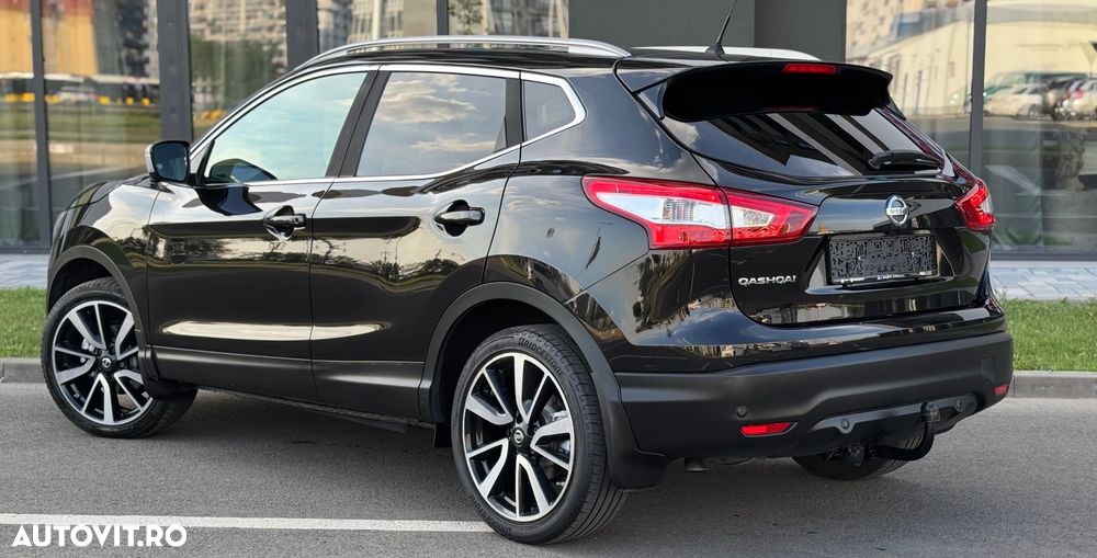 Nissan Qashqai 1.2 DIG-T TEKNA+ - 4