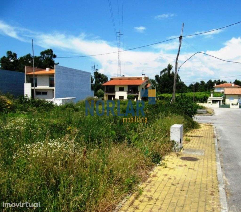 Lote Gaveto em Oleiros - Vila Verde - Grande imagem: 3/5