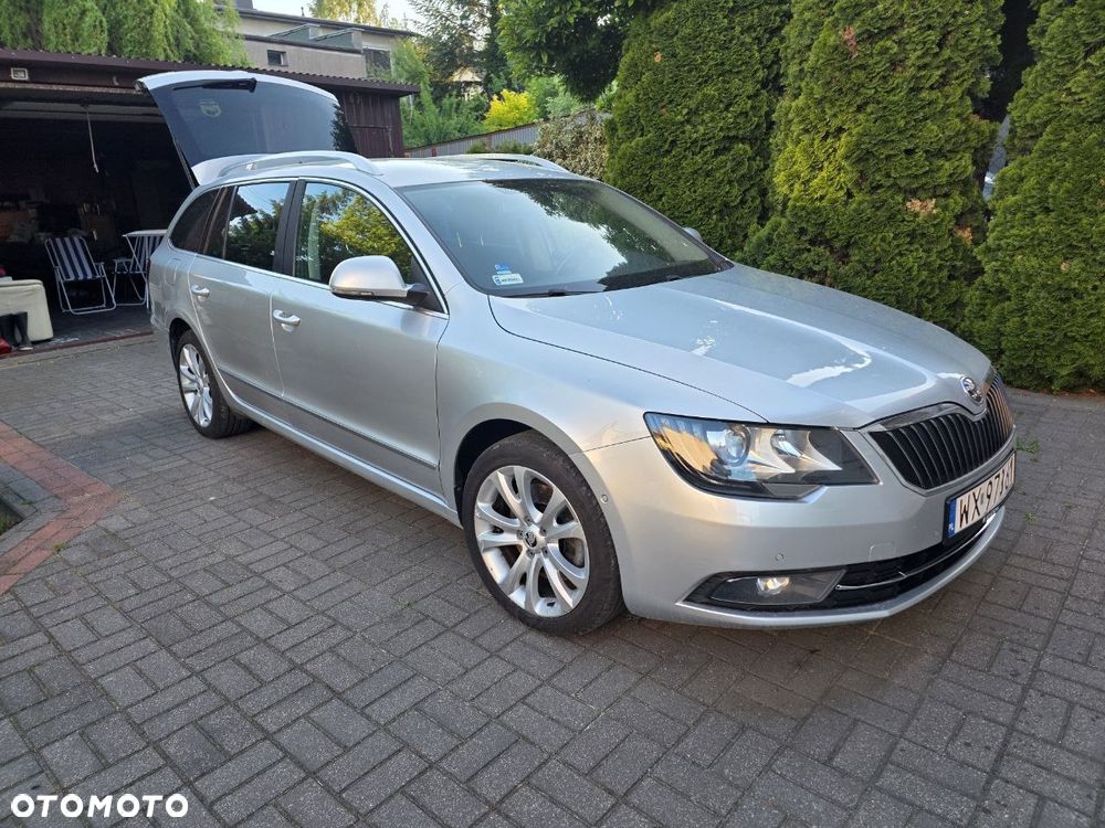 Skoda Superb 2.0 TDI 4x4 Elegance DSG - 1