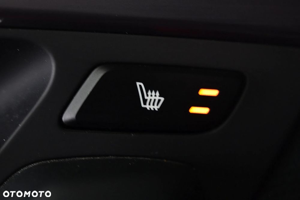 Hyundai i40 Kombi 2.0 Automatik Trend - 33