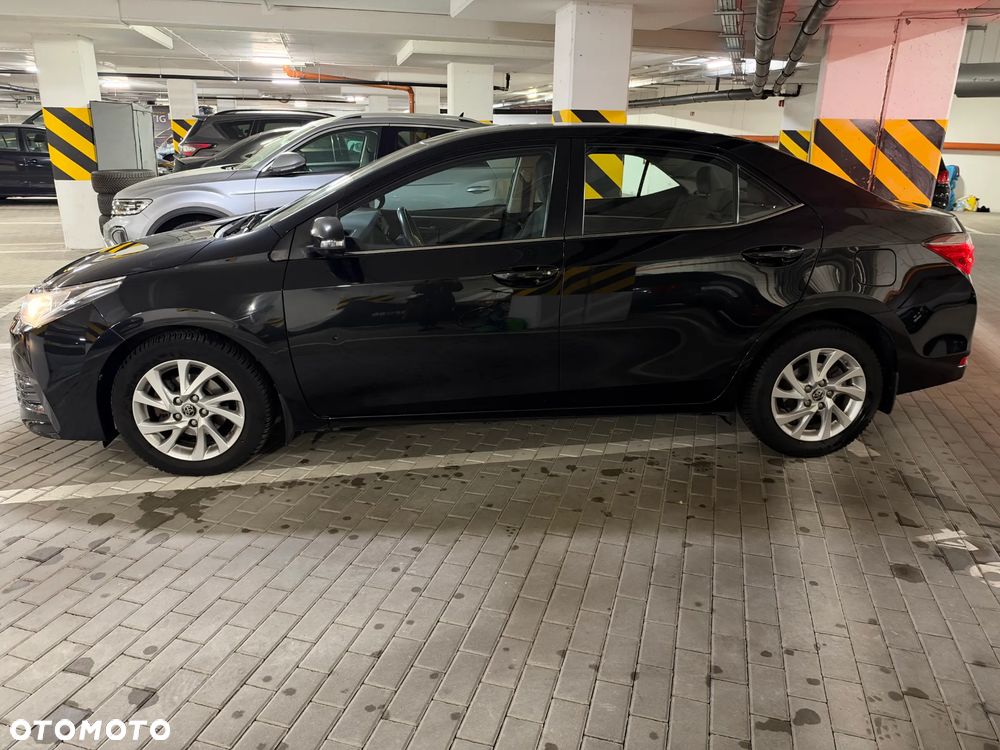 Toyota Corolla - 6