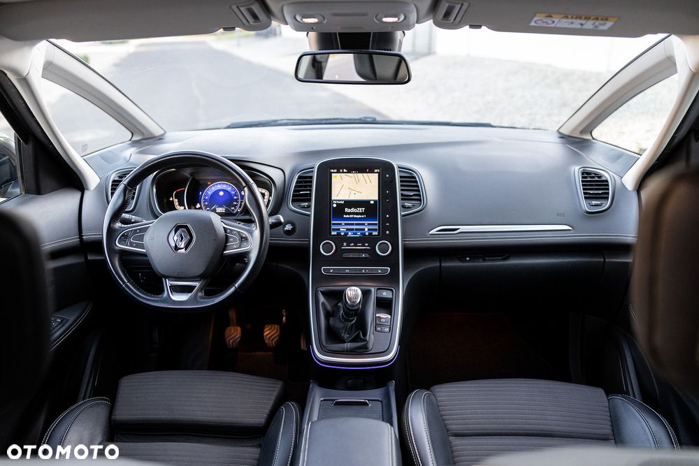 Renault Grand Scenic ENERGY TCe 130 INTENS - 24