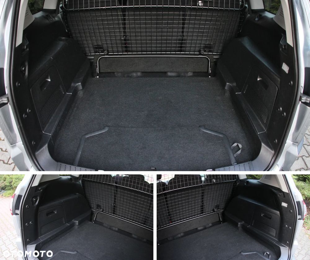 Ford S-Max 2.0 TDCi Titanium - 35