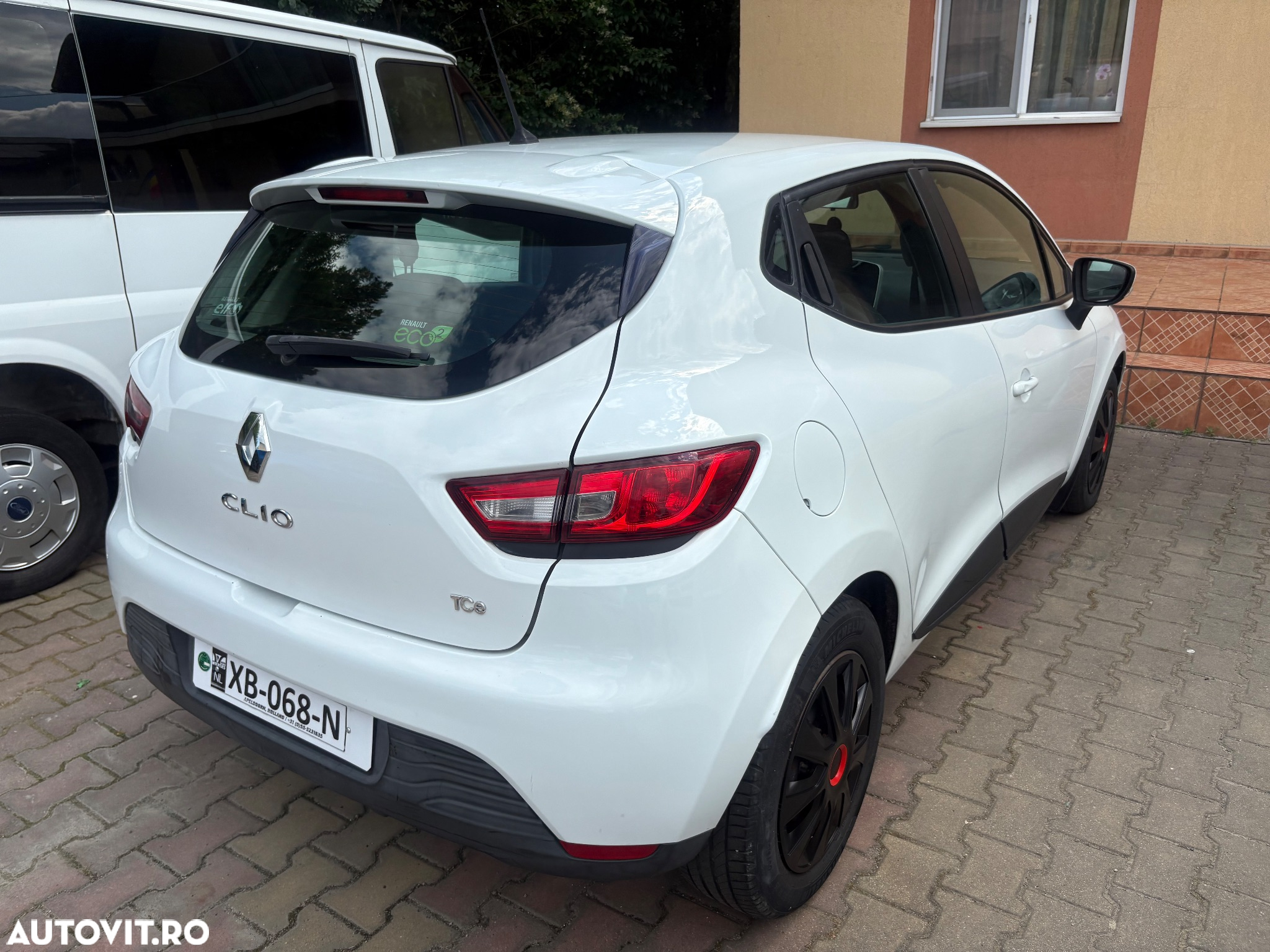 Renault Clio (Energy) TCe 90 Start & Stop INTENS - 13