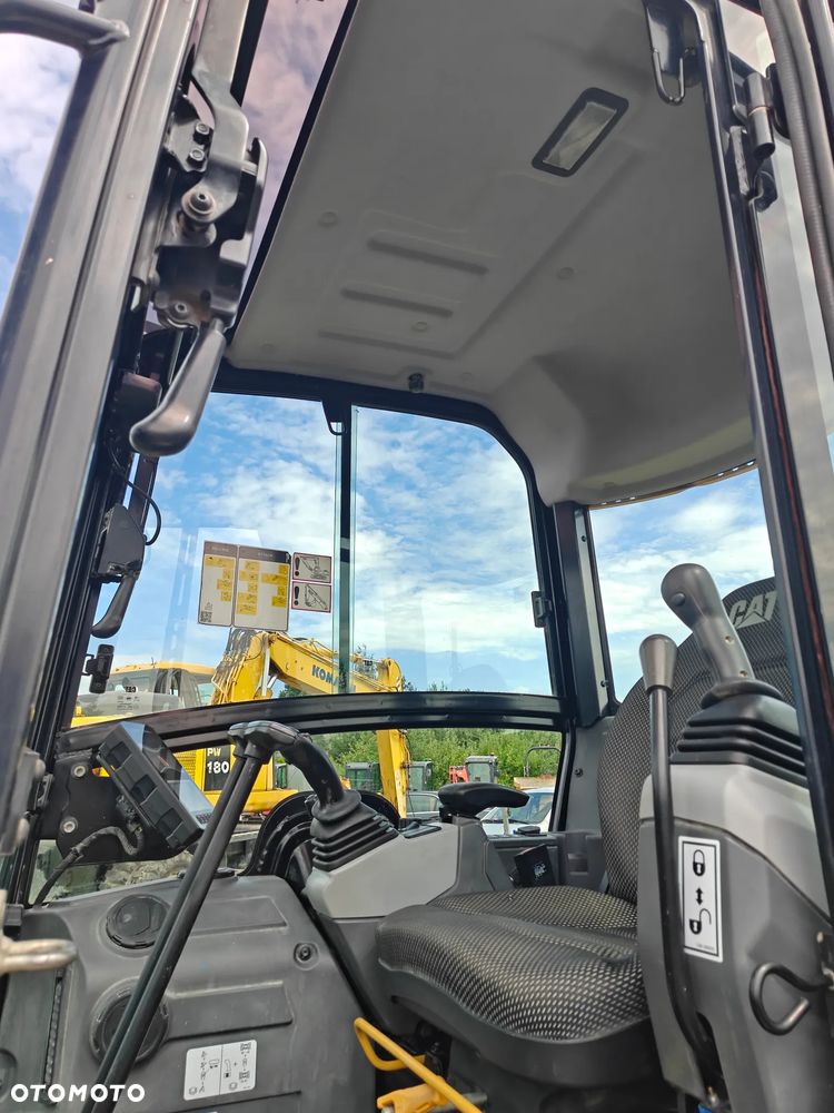 Caterpillar 301.6 - 21