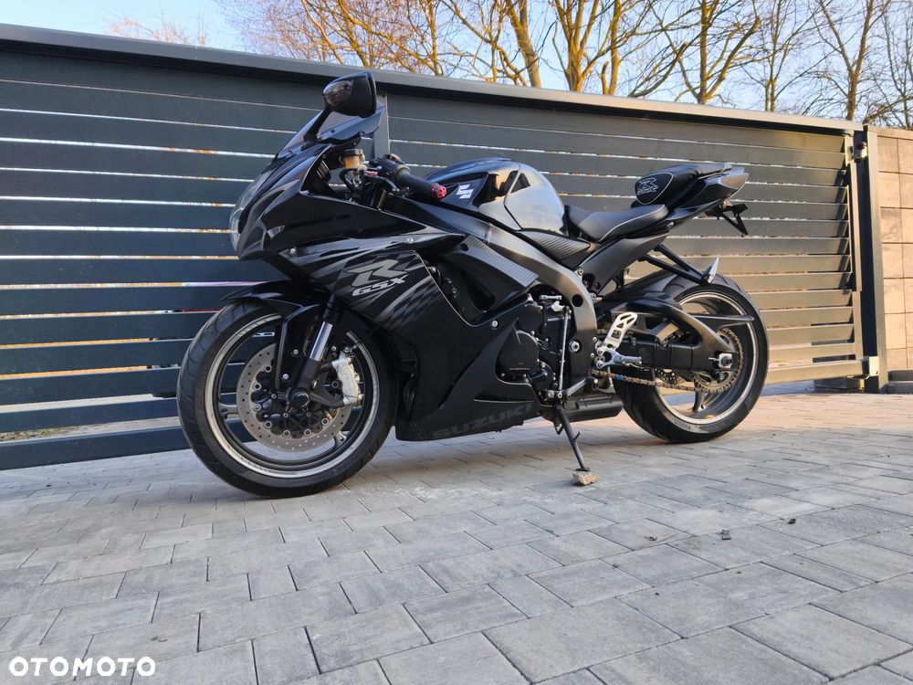 Suzuki GSX-R - 4