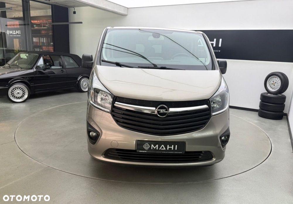 Opel Vivaro - 16