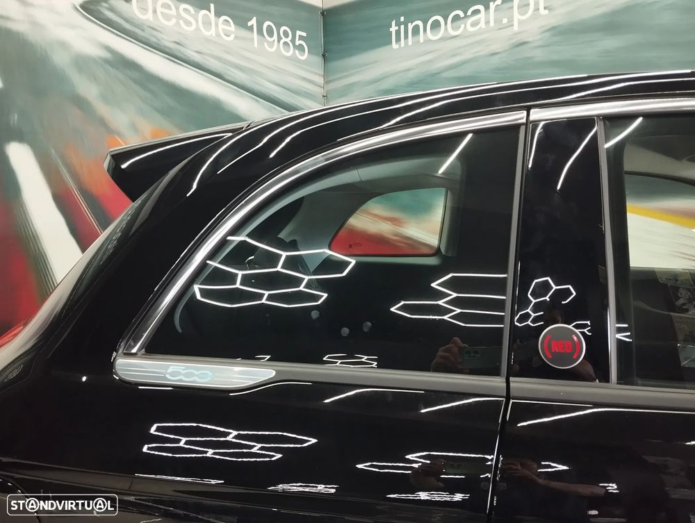 Fiat 500e (RED) - 11