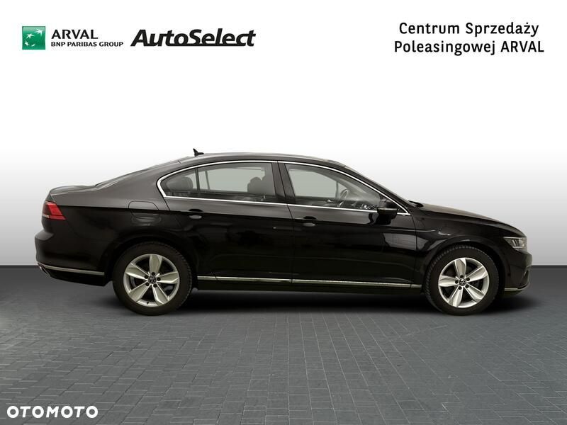 Volkswagen Passat - 7