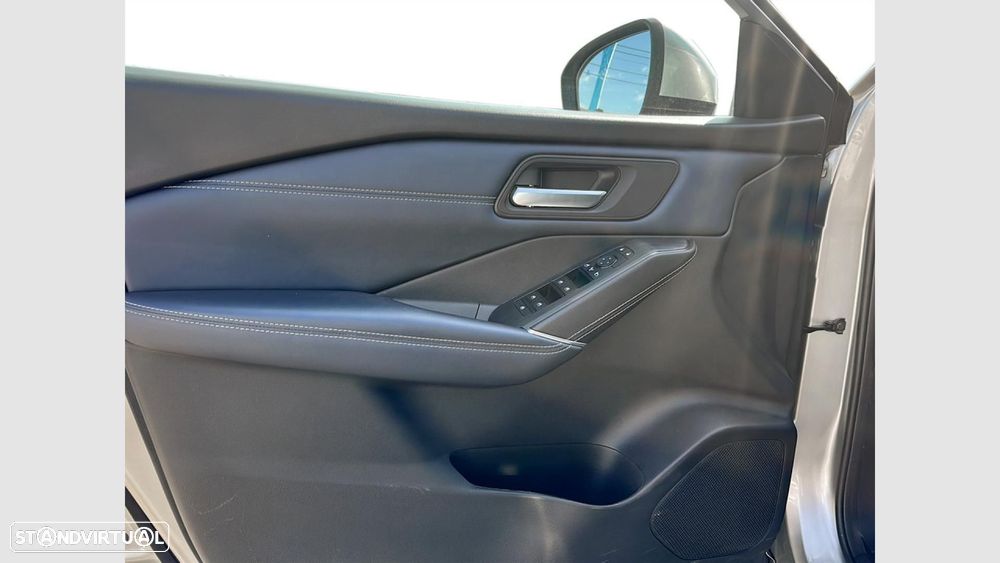 Nissan Qashqai 1.3 DIG-T N-Connecta - 12