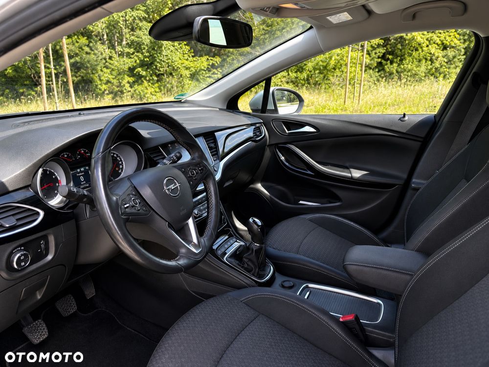 Opel Astra 1.4 T Dynamic S&S - 12