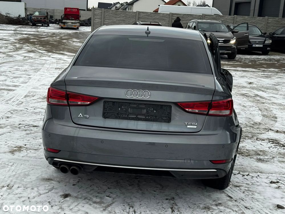 Audi A3 Sportback - 2