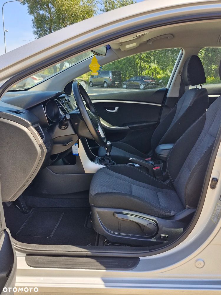 Hyundai i30 i30cw 1.6 CRDi Trend - 10