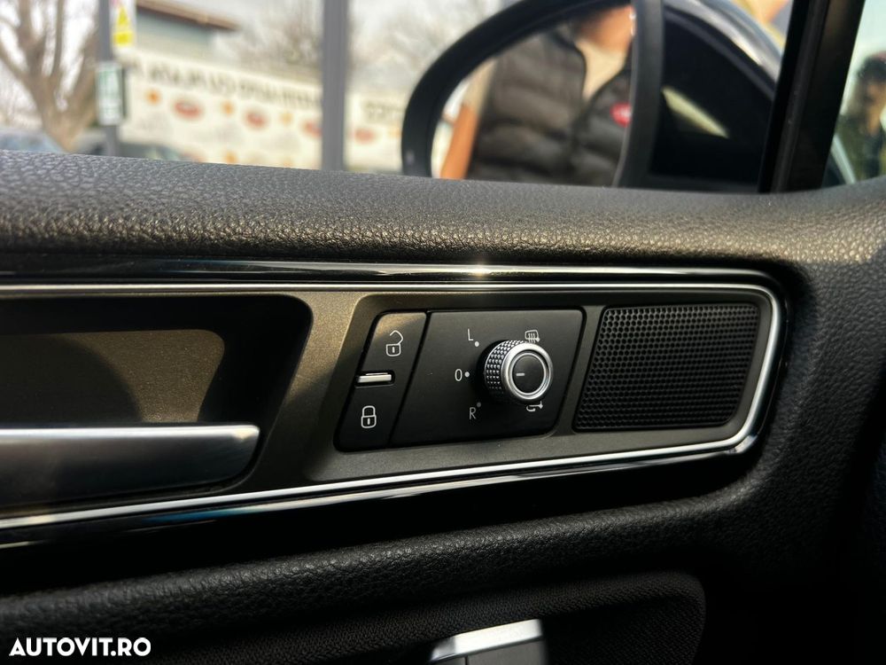 VOLKSWAGEN Touareg 2015 — imagine 42