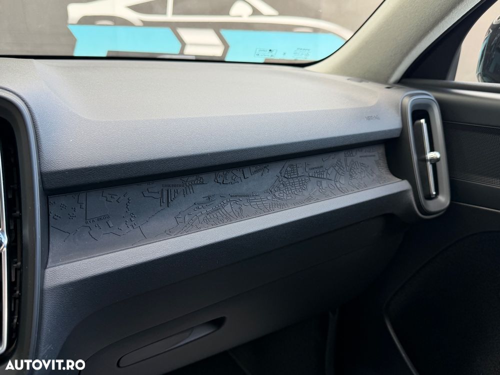 Volvo XC 40 B3 AT FWD MHEV Core - 23