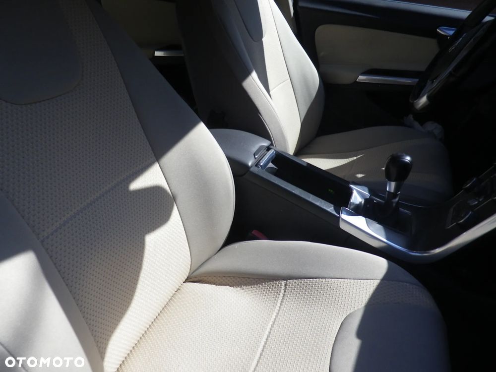 Volvo S60 D3 - 10