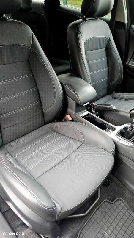 Ford Mondeo 2.0 TDCi Titanium X - 19