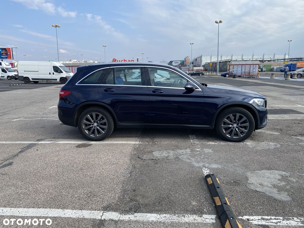 Mercedes-Benz GLC - 4