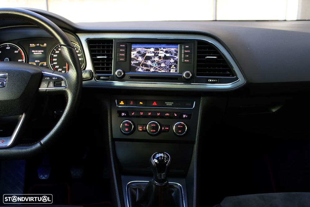 SEAT Leon SC 2.0 TDI DPF S&S FR - 17