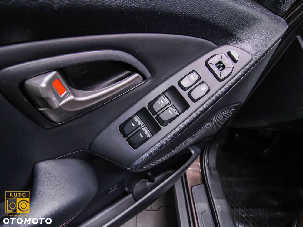 Hyundai ix35 2.0 CRDi 4WD Automatik Premium - 25