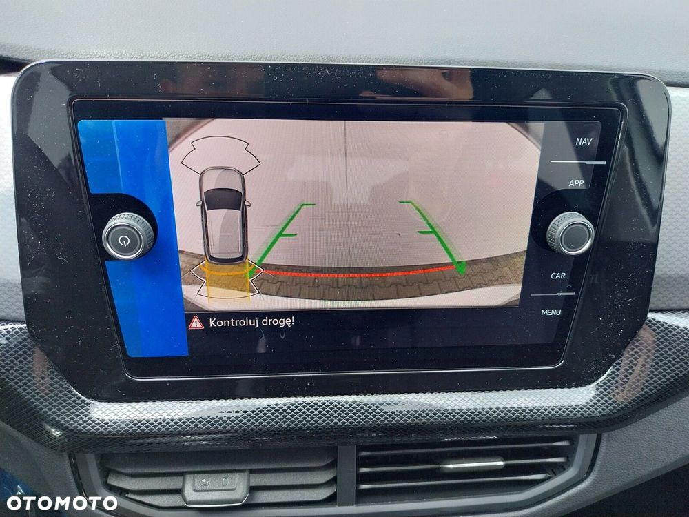 Volkswagen T-Cross - 13
