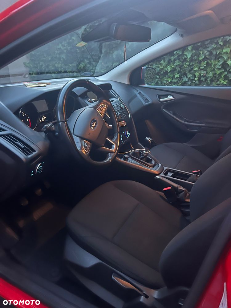 Ford Focus 1.5 TDCi Trend Sport - 10