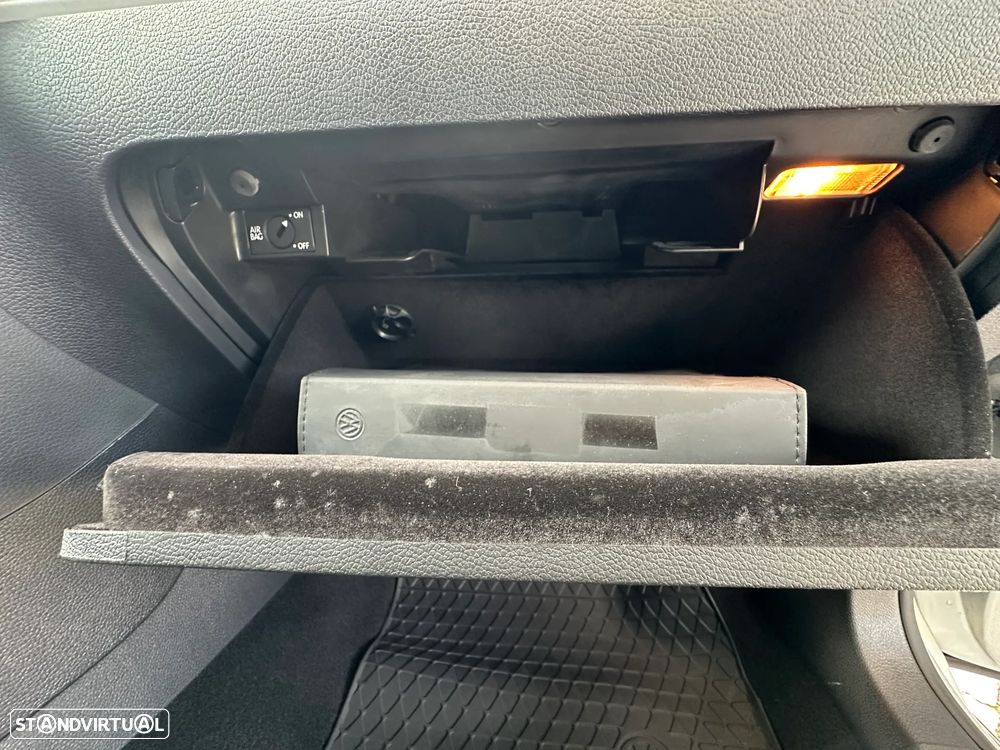 VW Golf 2.0 TDi BlueMotion Edition - 45