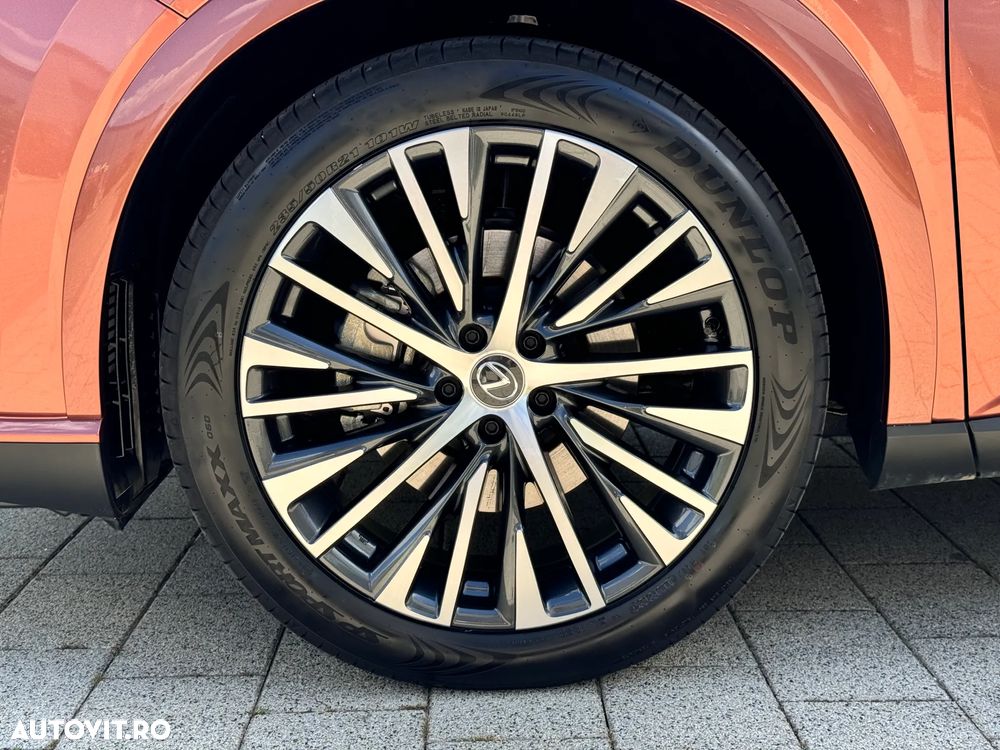Lexus Seria RX 450h+ E-Four PHEV Executive - 28