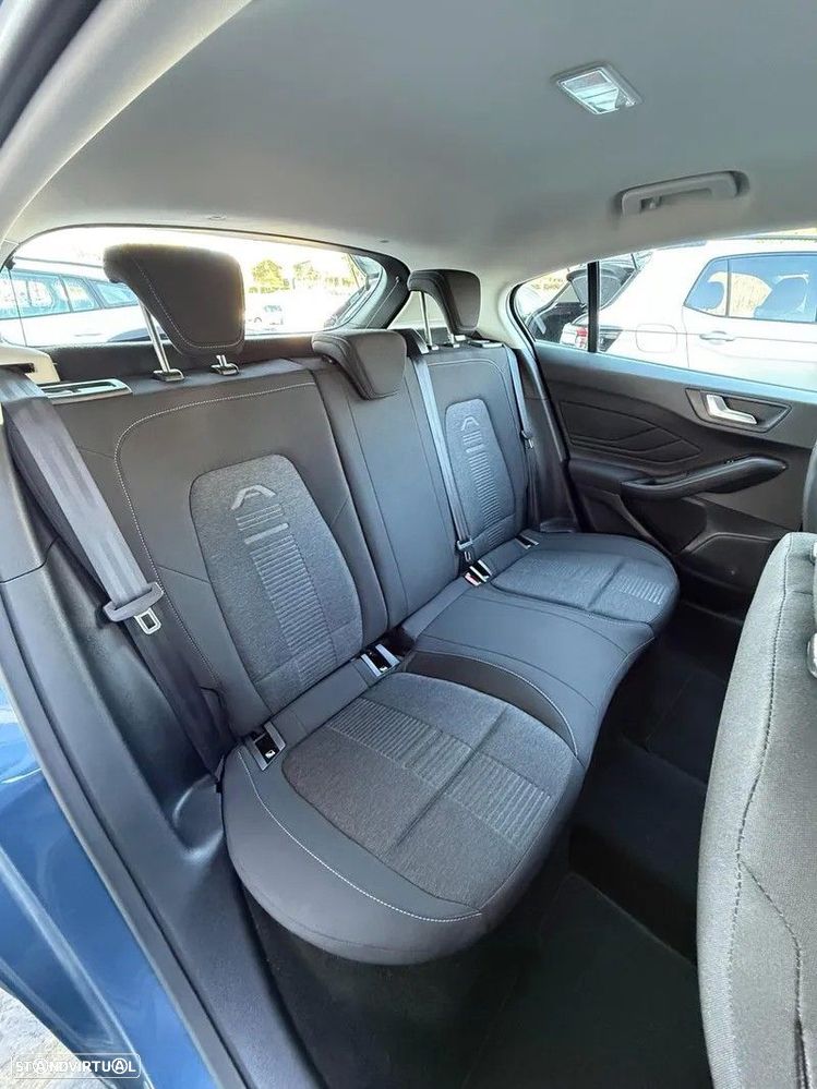 Ford Focus 1.5 TDCi ECOBlue Active - 23