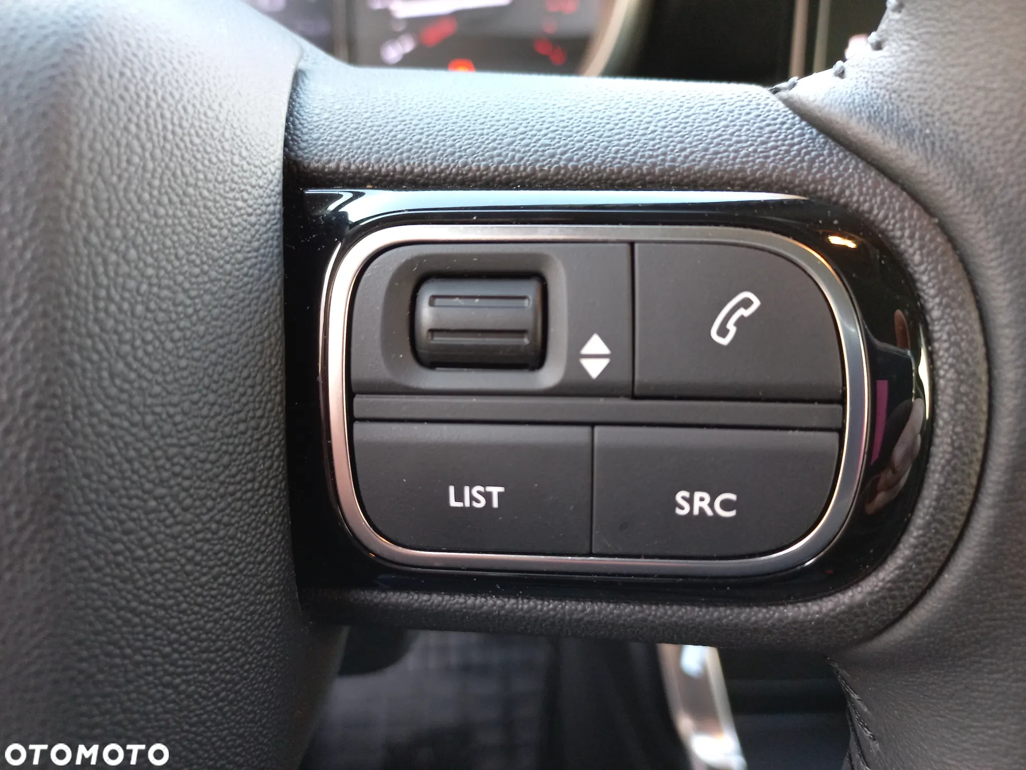 Citroën C3 Aircross 1.2 PureTech Plus S&S EAT6 - 21