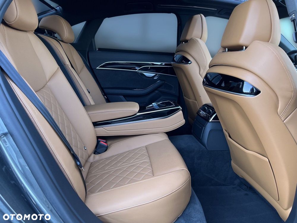 Audi A8 - 18