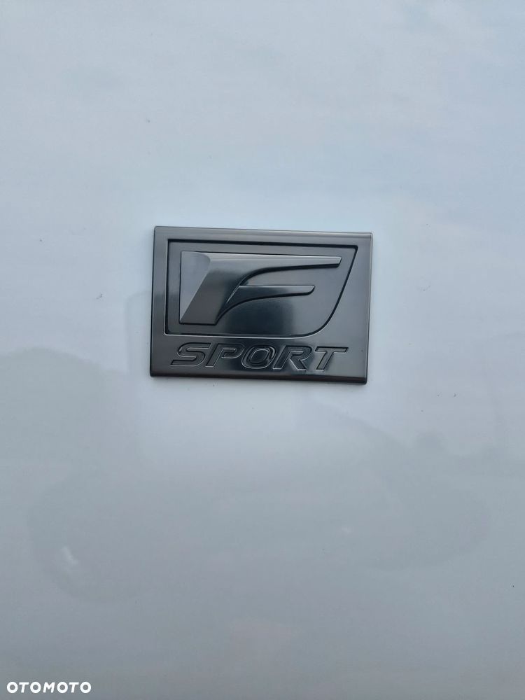 Lexus ES - 9