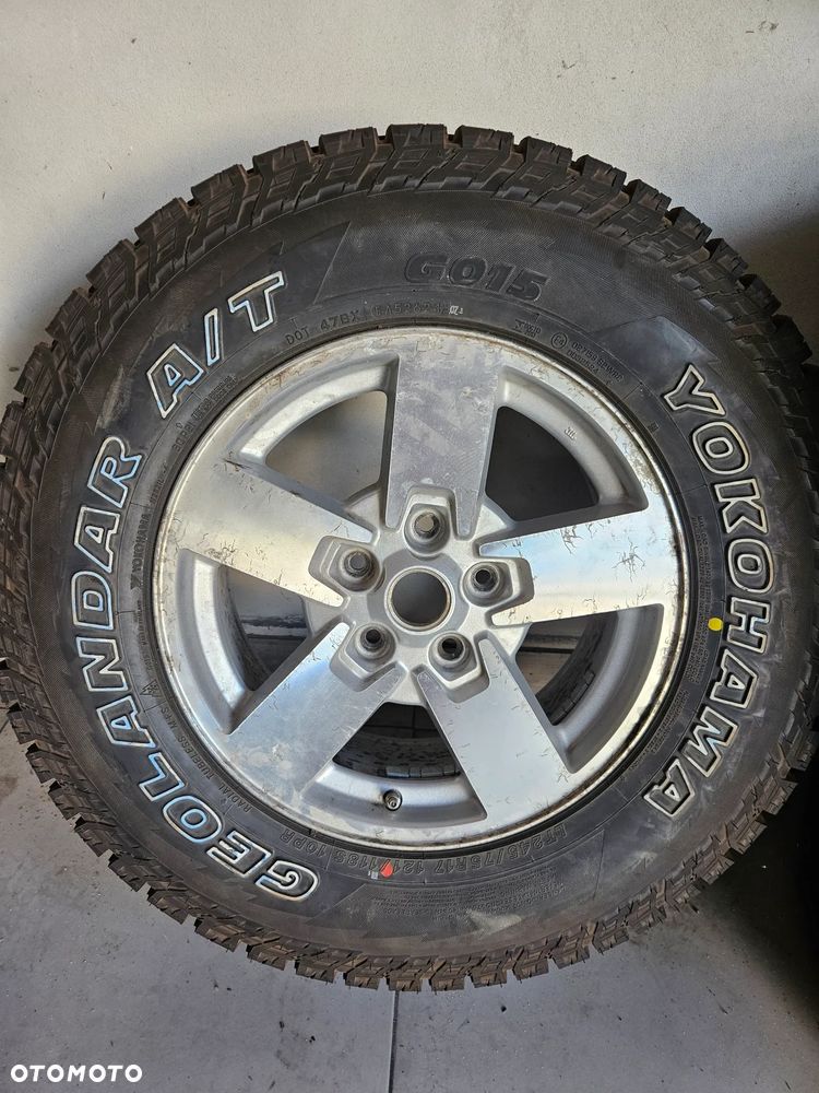 5 kół z oponami Yokohama  Geolandar A/T G015LT 245/75 R17 - 2